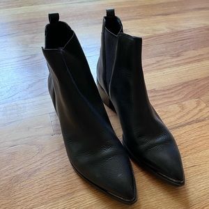 Marc Fisher LTD Yale Chelsea Boot